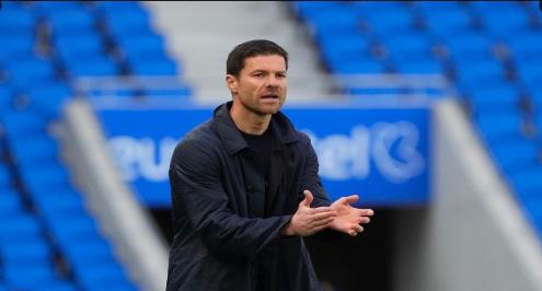 تشابي ألونسو عن تدريب ريال مدريد: أنا سعيد في ليفركوزن.. وكل شيء بوقته